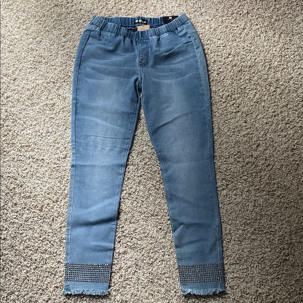 Vocal Denim Cropped Jeans with Decorative Hem